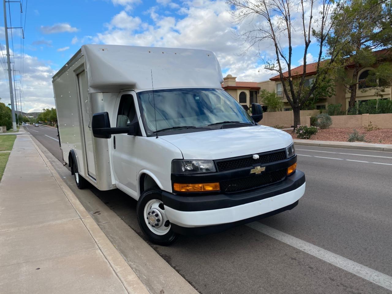Chevrolet Express Commercial Cutaway RWD 3500 159" WB Work Van 2022