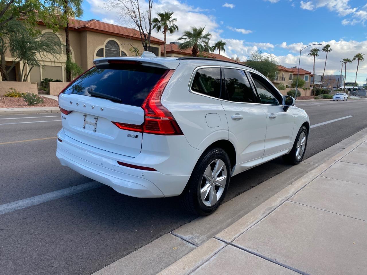 Volvo XC60 T8 Momentum Hybrid AWD 2022
