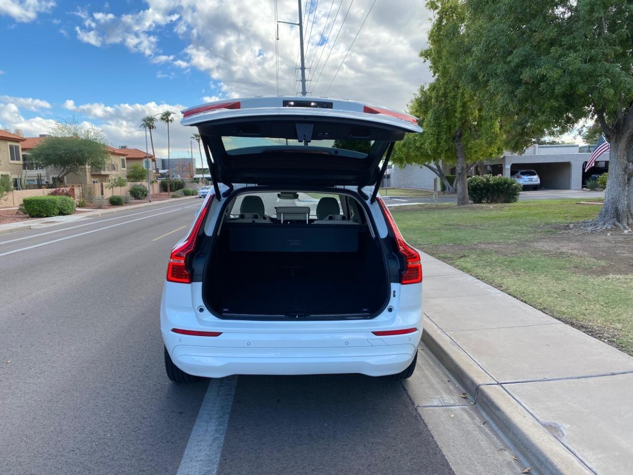 Volvo XC60 T8 Momentum Hybrid AWD 2022