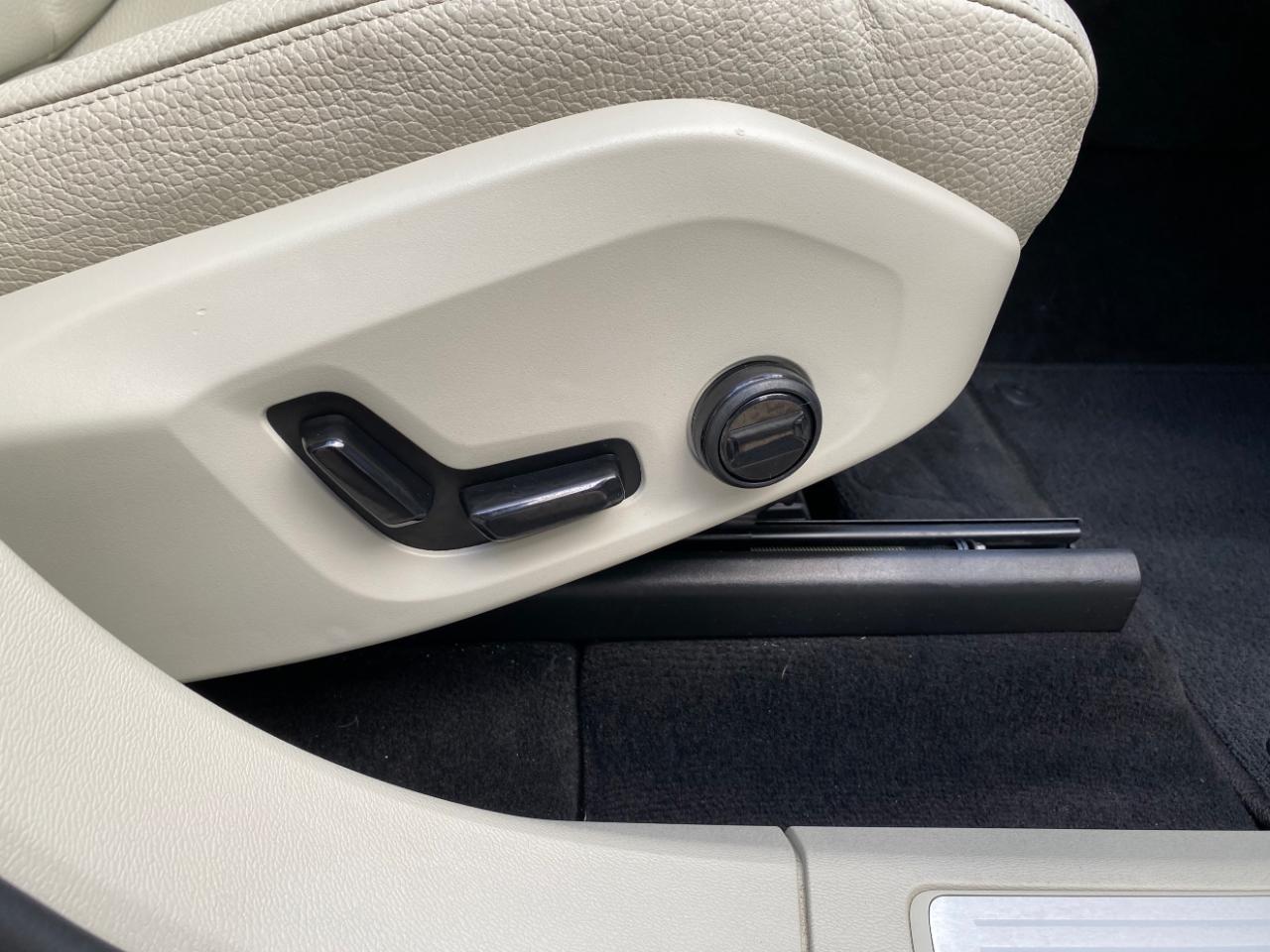 Volvo XC60 T8 Momentum Hybrid AWD 2022