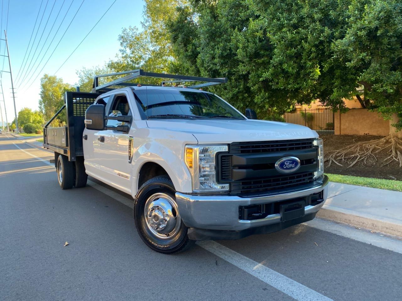 Ford F-350 SD XL Crew Cab Long Bed DRW 2WD 2019