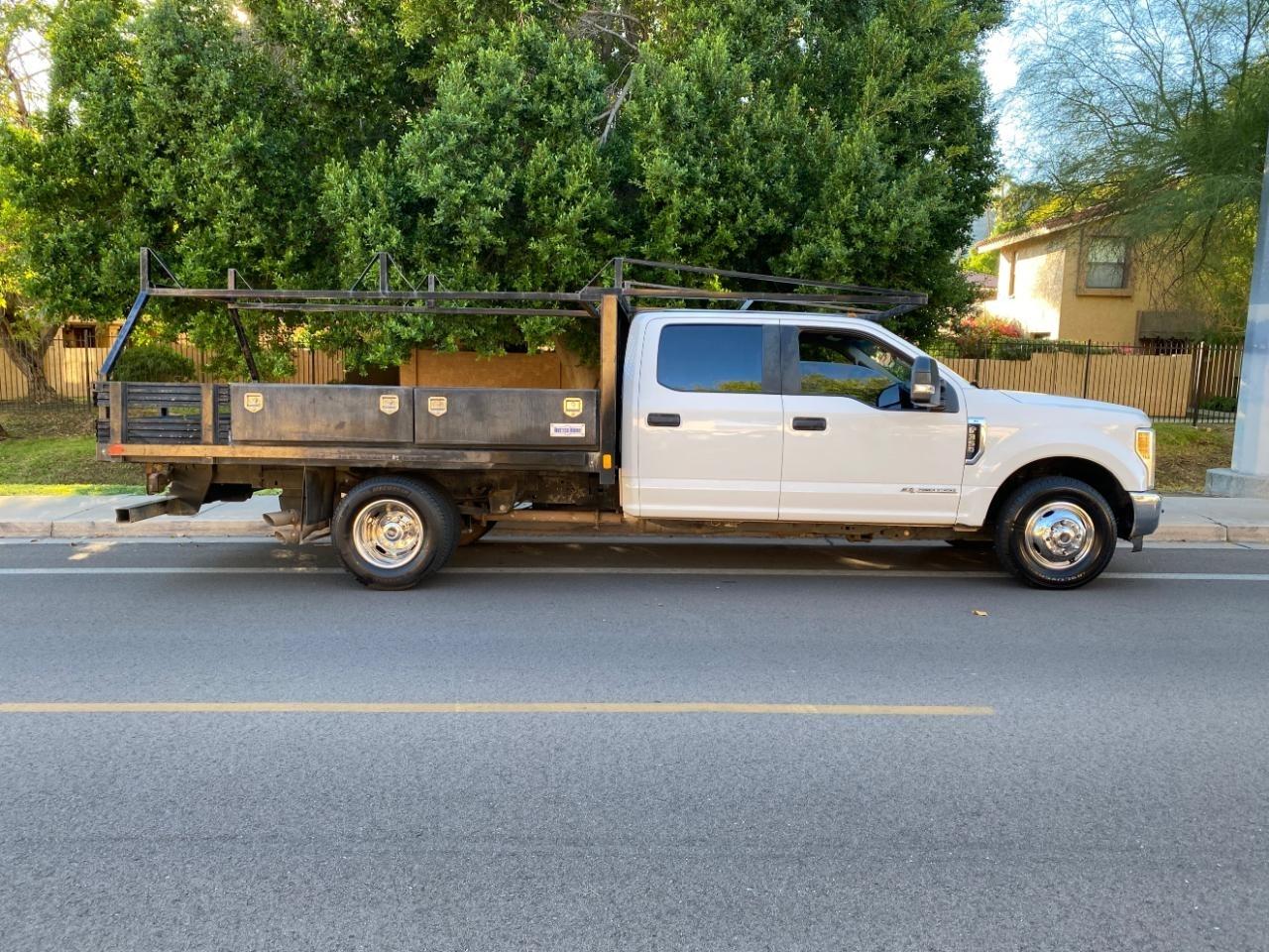 Ford F-350 SD XL Crew Cab Long Bed DRW 2WD 2019