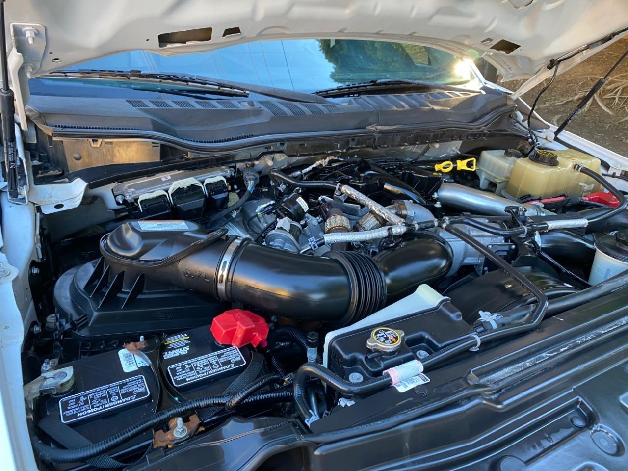 Ford F-350 SD XL Crew Cab Long Bed DRW 2WD 2019