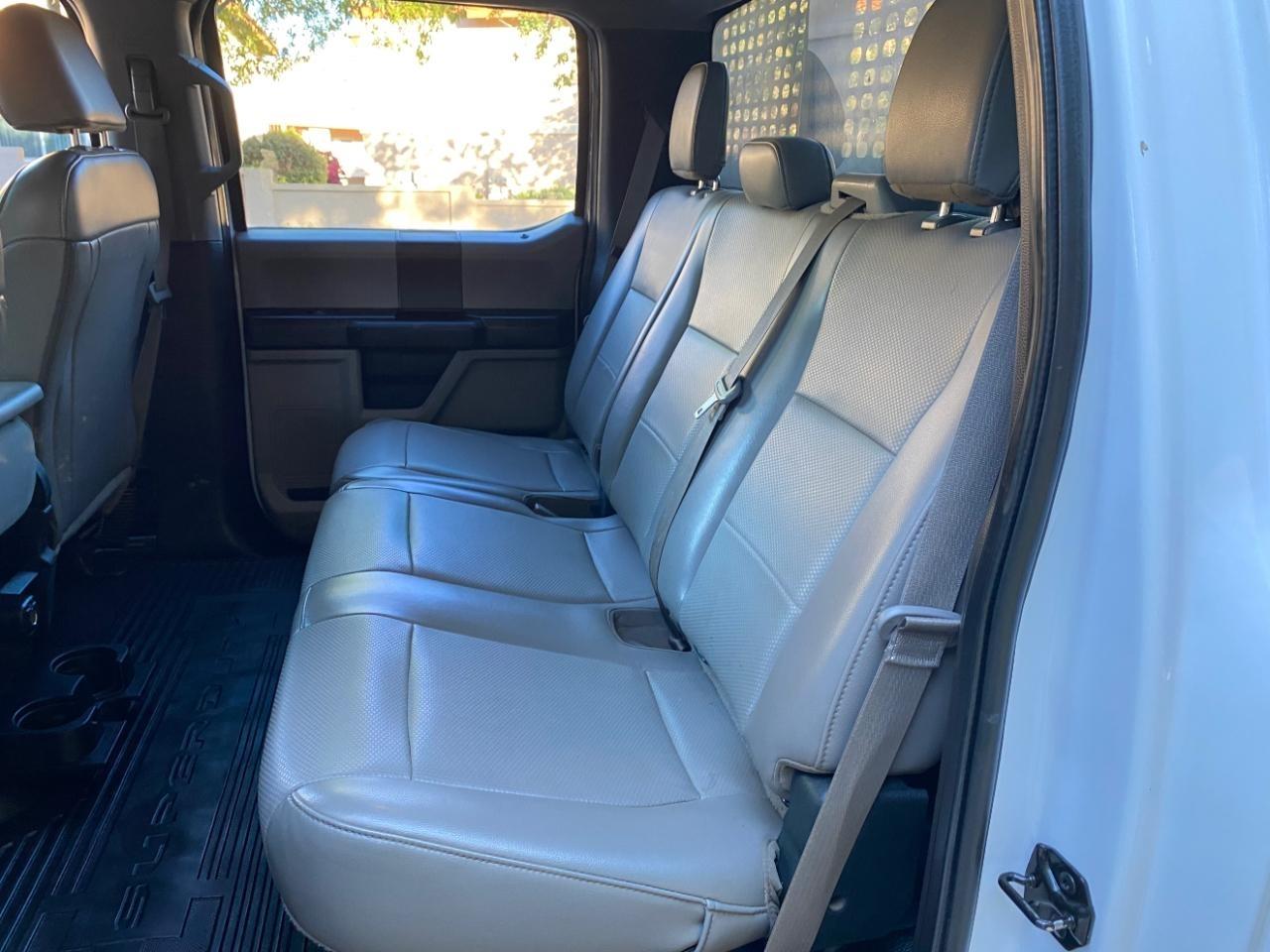 Ford F-350 SD XL Crew Cab Long Bed DRW 2WD 2019