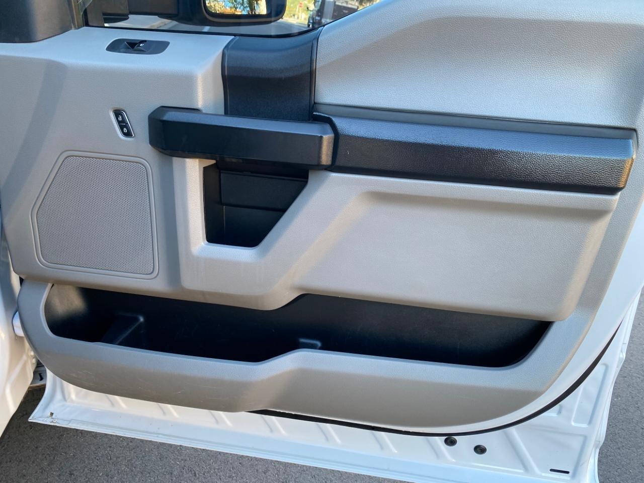 Ford F-350 SD XL Crew Cab Long Bed DRW 2WD 2019