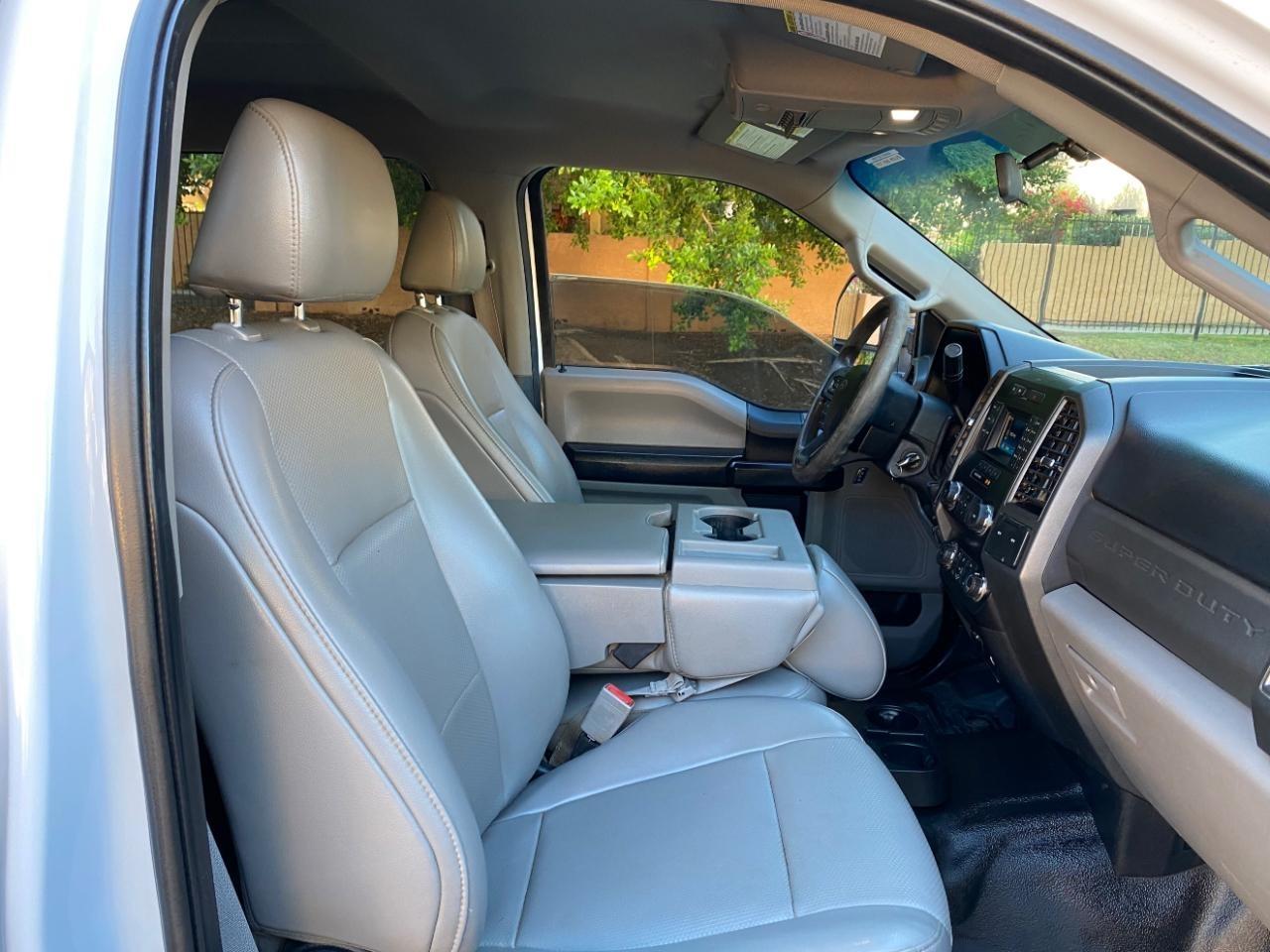 Ford F-350 SD XL Crew Cab Long Bed DRW 2WD 2019
