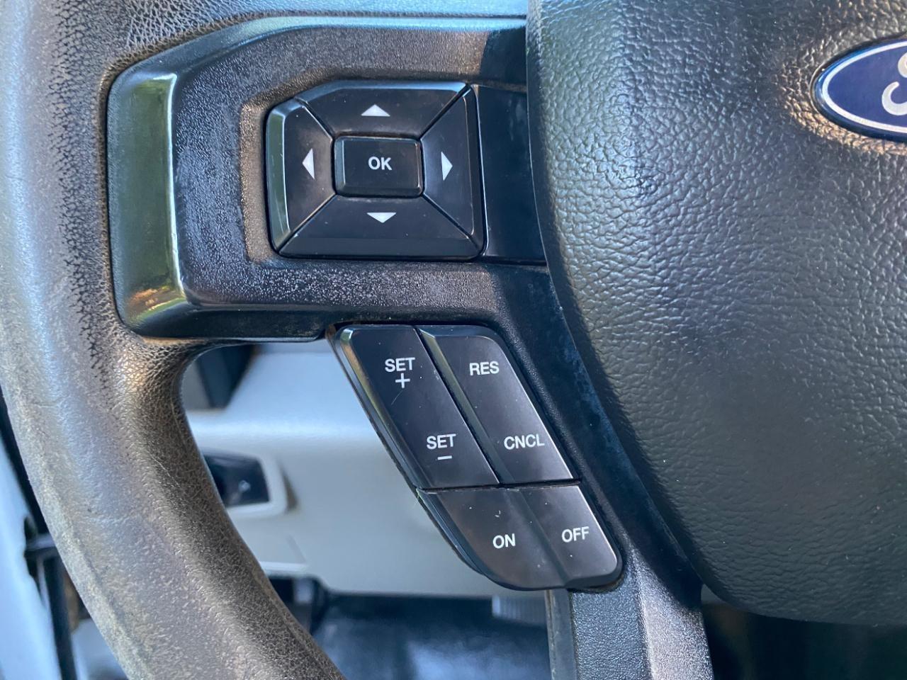 Ford F-350 SD XL Crew Cab Long Bed DRW 2WD 2019