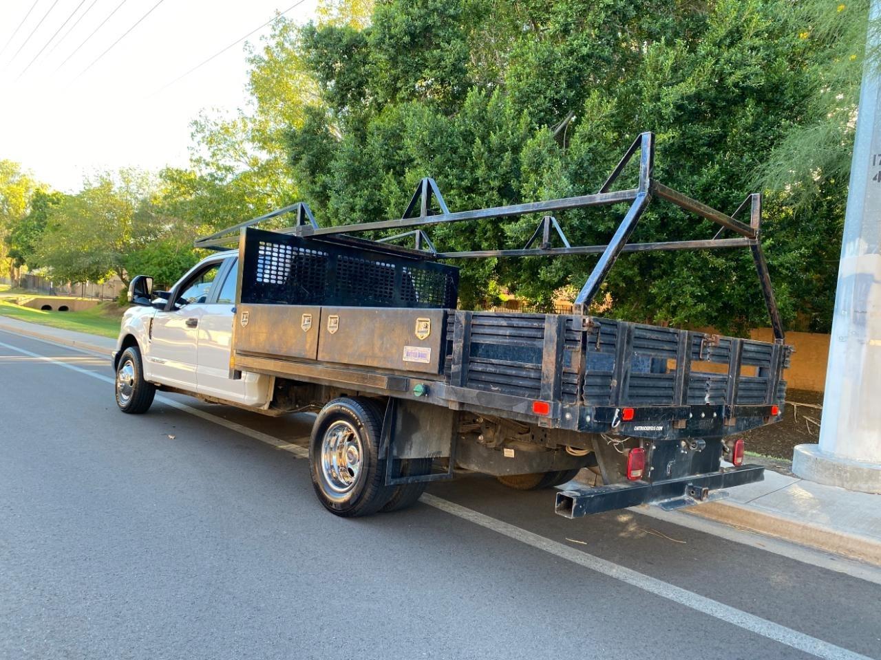 Ford F-350 SD XL Crew Cab Long Bed DRW 2WD 2019