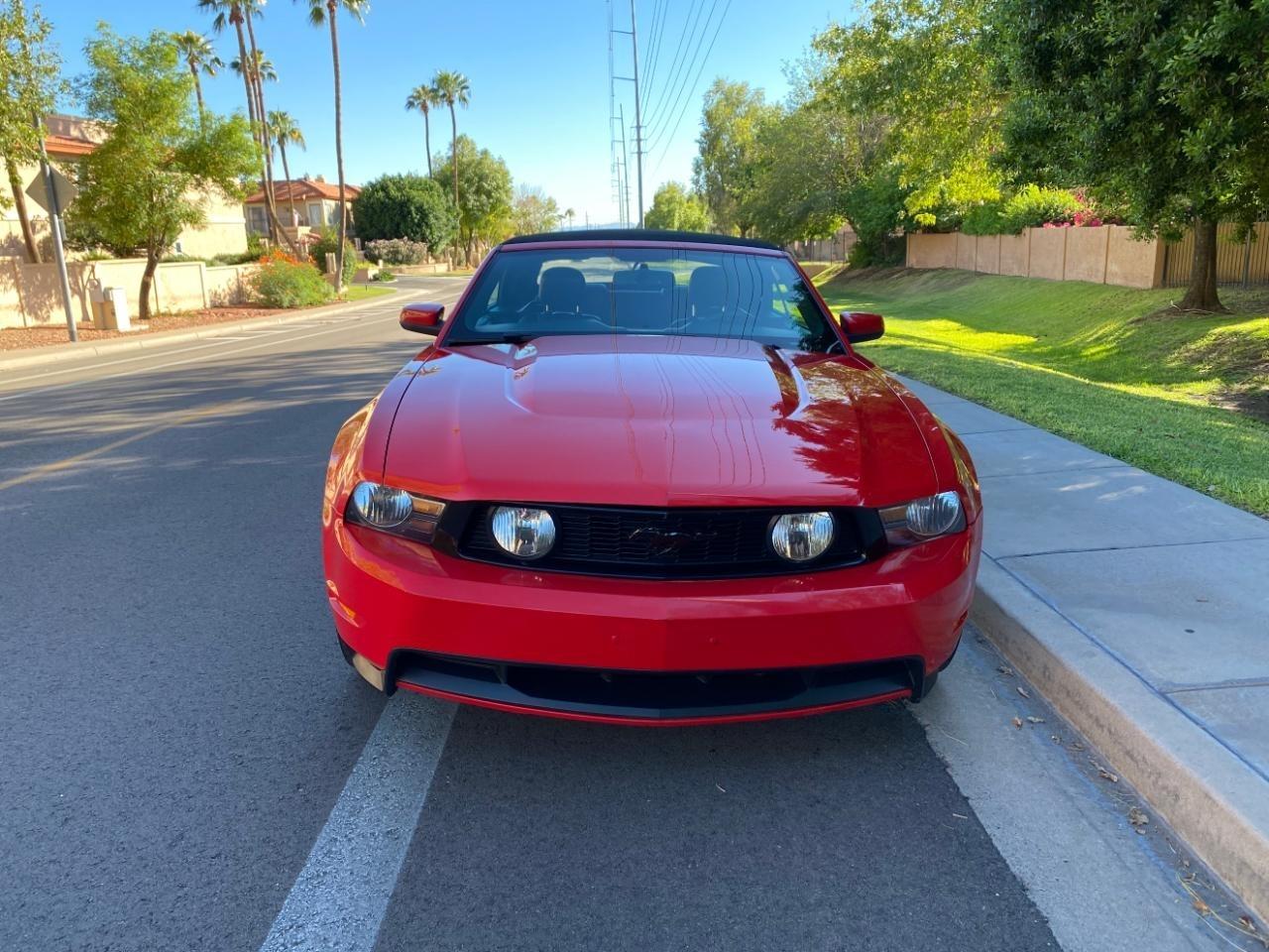 Ford Mustang GT convertible 2010