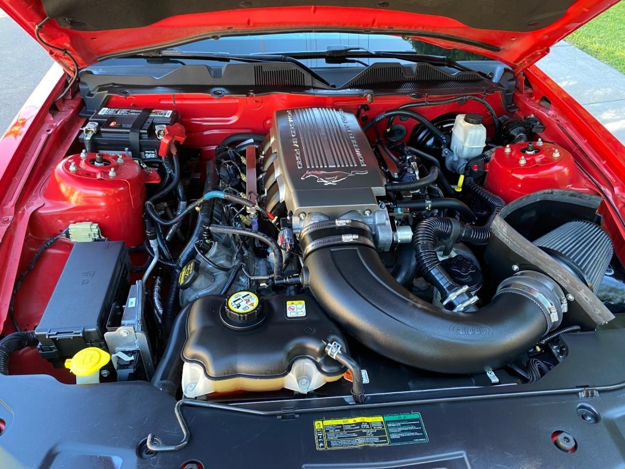 Ford Mustang GT convertible 2010