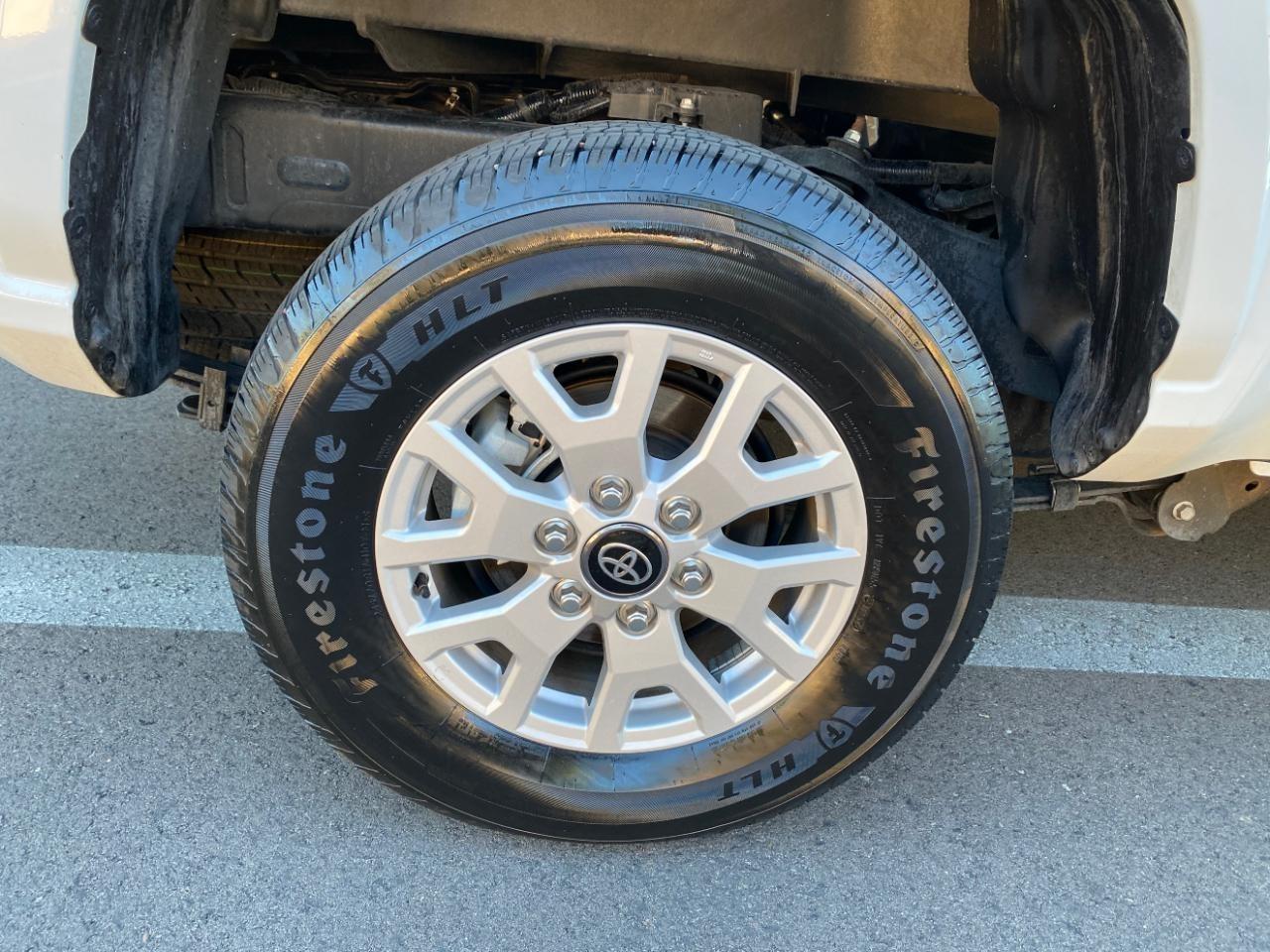 Toyota Tacoma SR Double Cab 2WD 2025