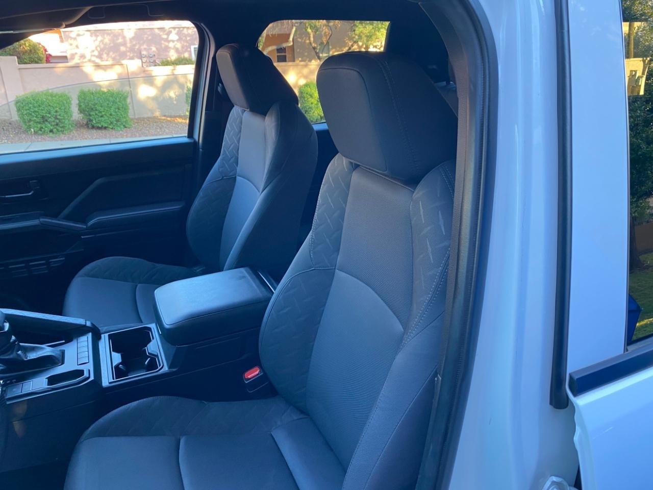 Toyota Tacoma SR Double Cab 2WD 2025