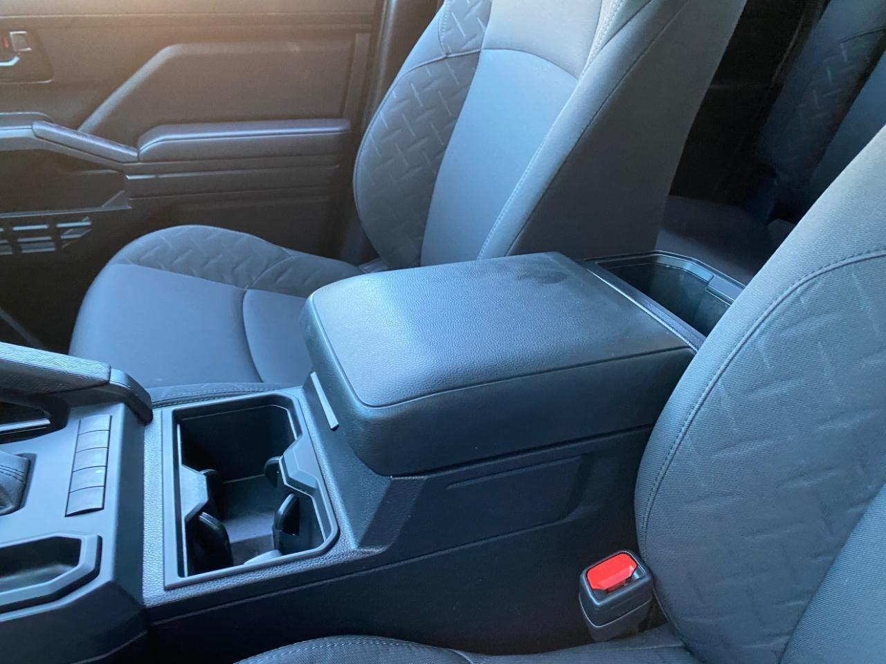 Toyota Tacoma SR Double Cab 2WD 2025