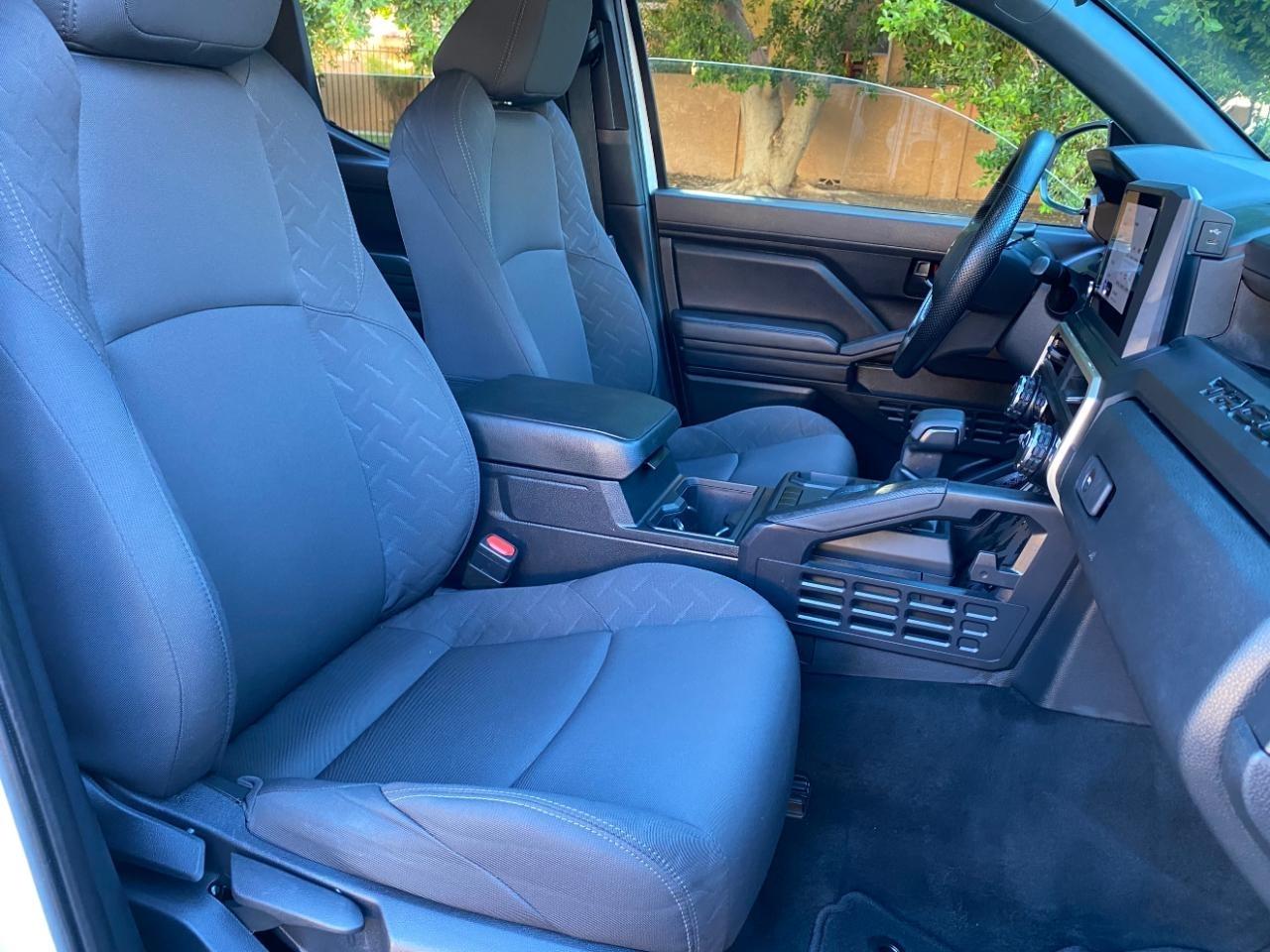 Toyota Tacoma SR Double Cab 2WD 2025