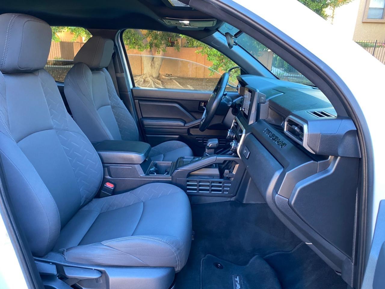 Toyota Tacoma SR Double Cab 2WD 2025