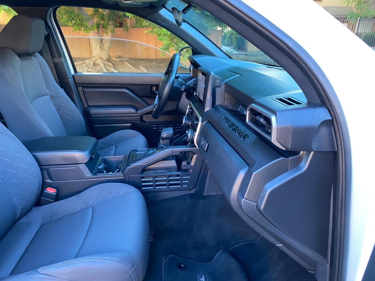 Toyota Tacoma SR Double Cab 2WD 2025
