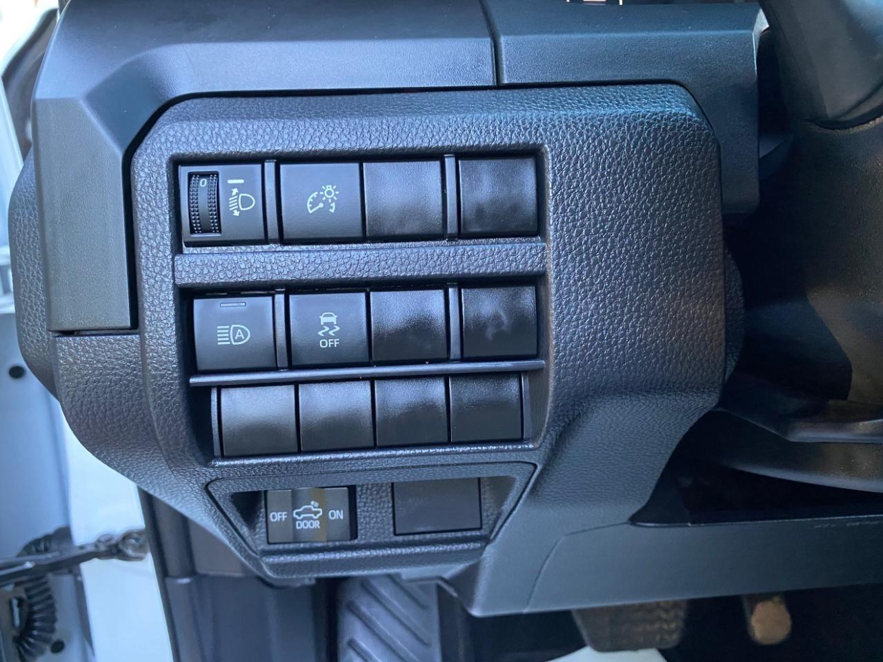 Toyota Tacoma SR Double Cab 2WD 2025