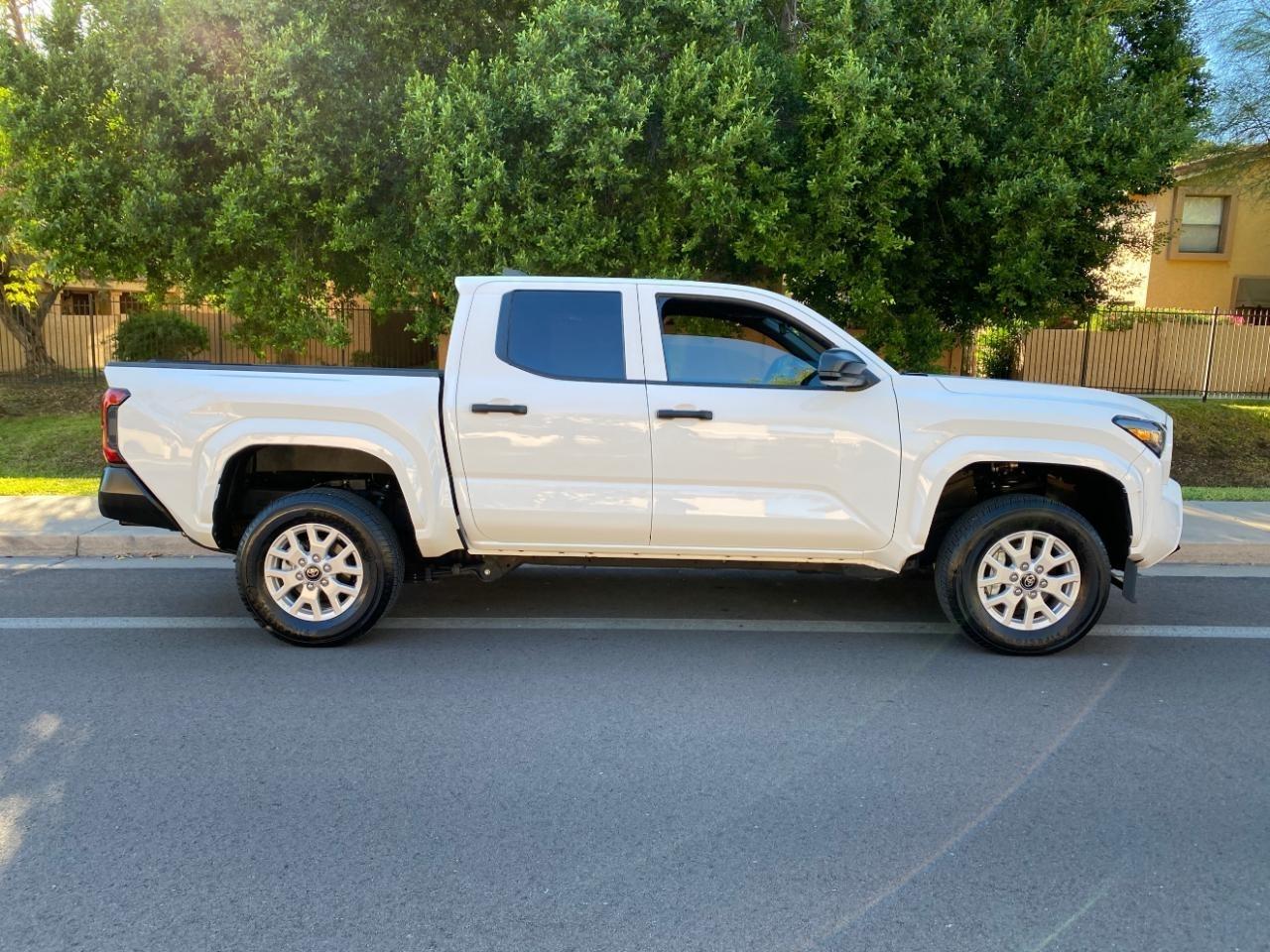 Toyota Tacoma SR Double Cab 2WD 2025