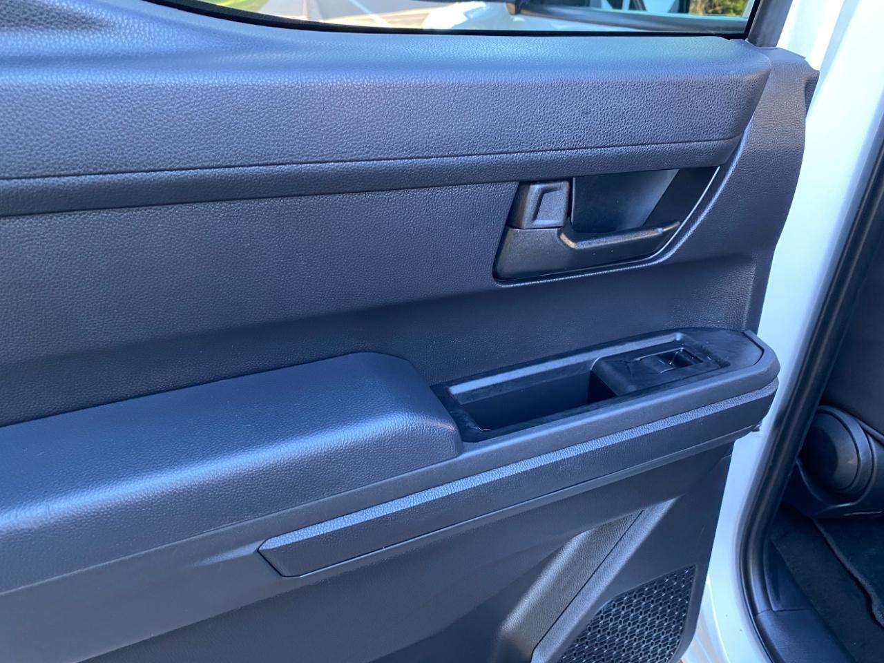 Toyota Tacoma SR Double Cab 2WD 2025