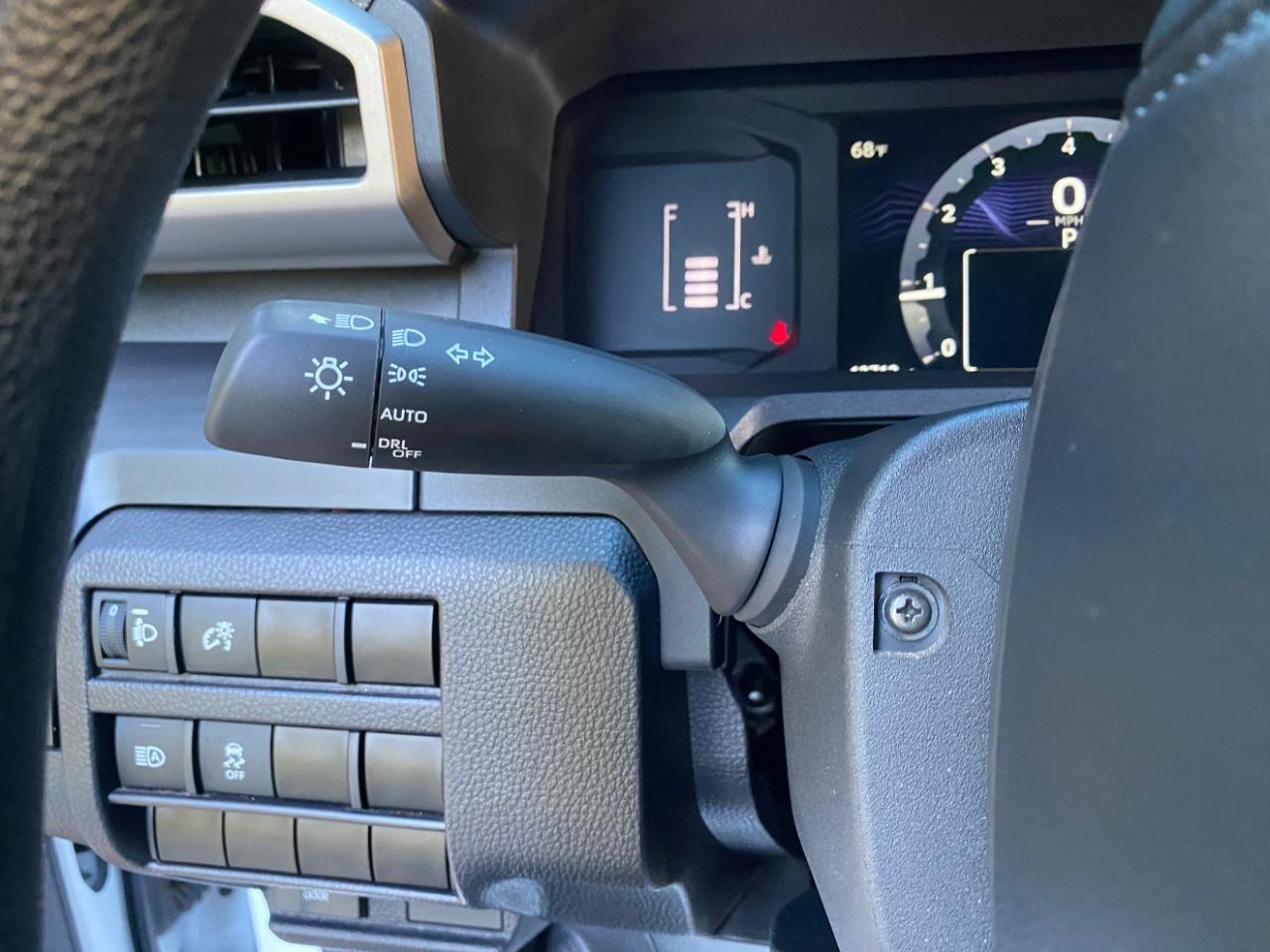 Toyota Tacoma SR Double Cab 2WD 2025