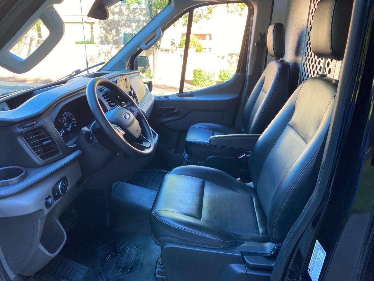 Ford Transit 250 Van High Roof w/Sliding Pass. 148-in. WB EL 2020