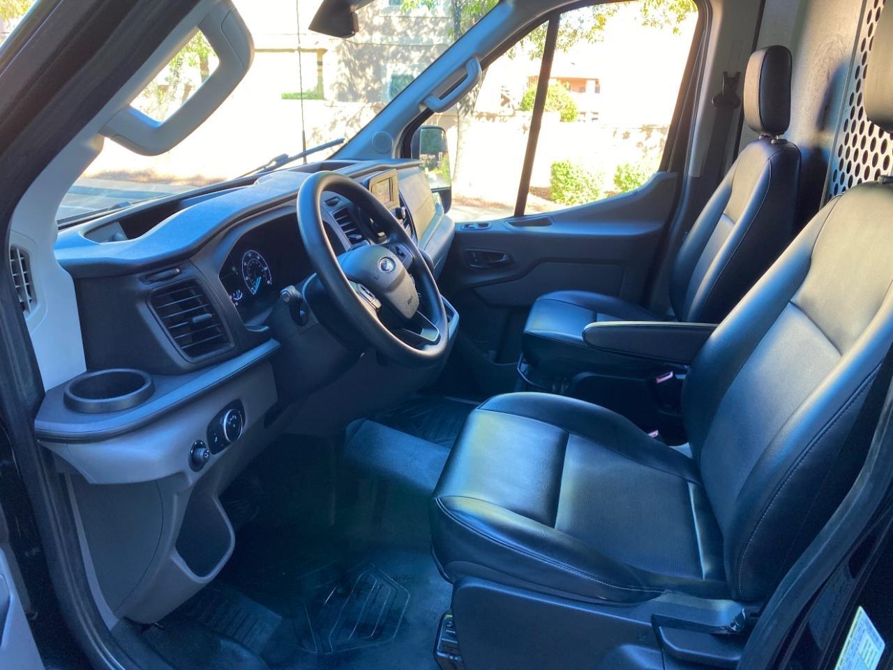 Ford Transit 250 Van High Roof w/Sliding Pass. 148-in. WB EL 2020