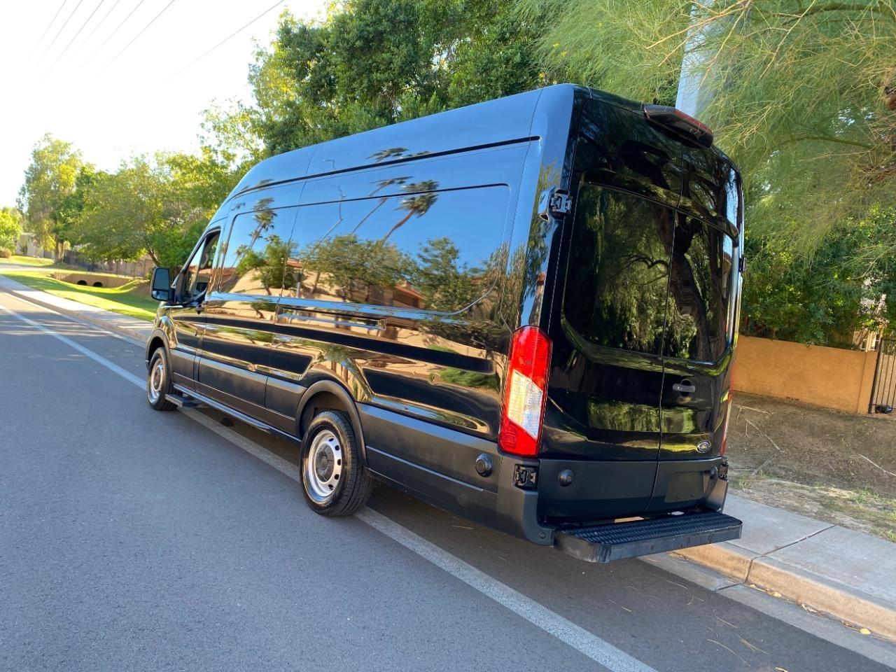 Ford Transit 250 Van High Roof w/Sliding Pass. 148-in. WB EL 2020