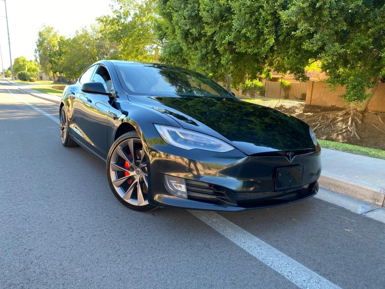 Tesla Model S Plaid 2021