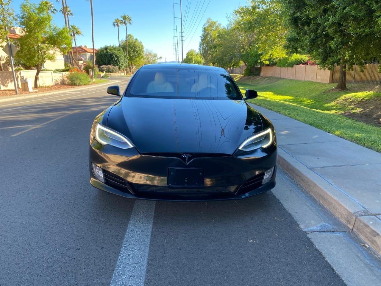 Tesla Model S Plaid 2021