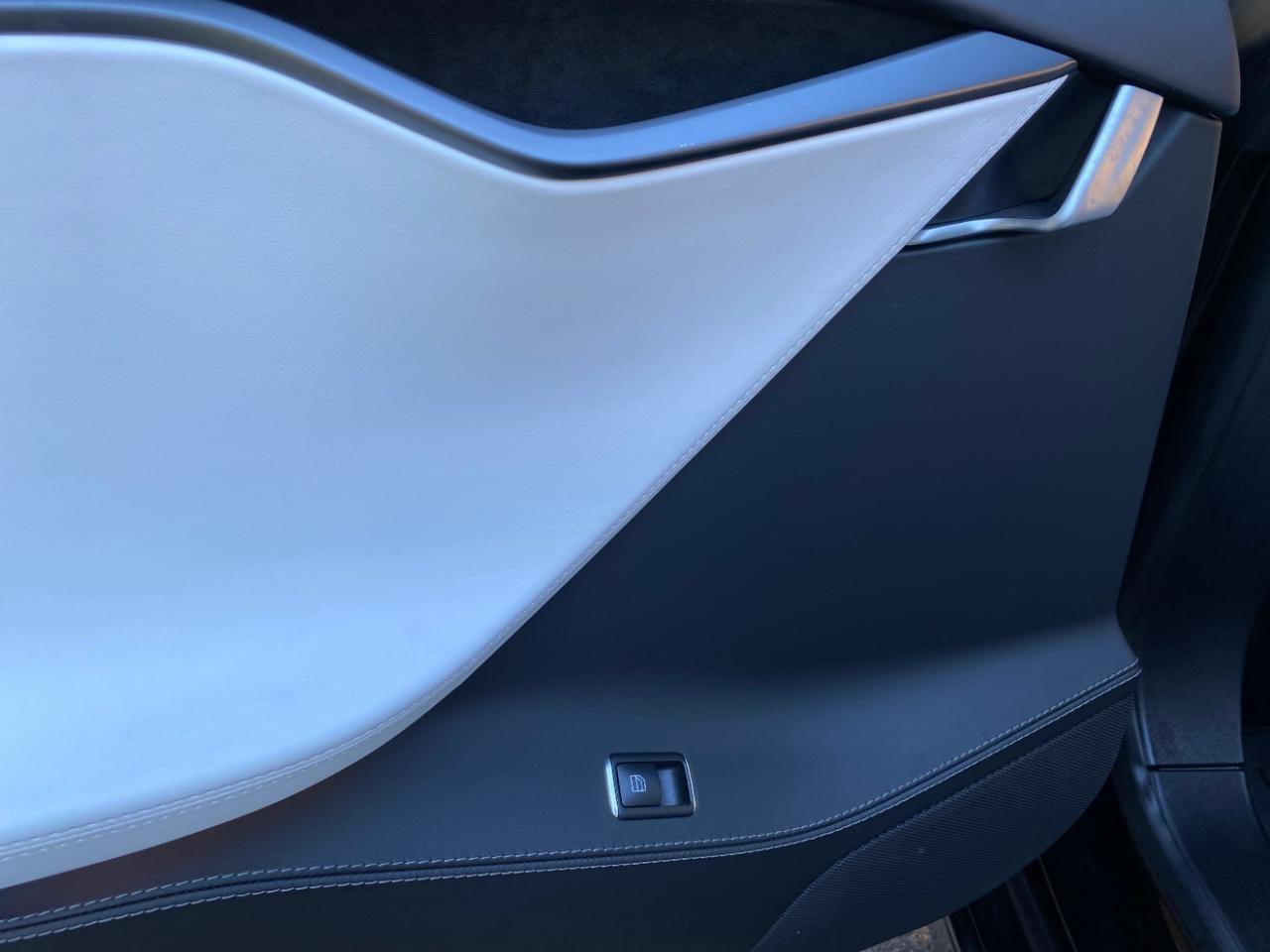 Tesla Model S Plaid 2021