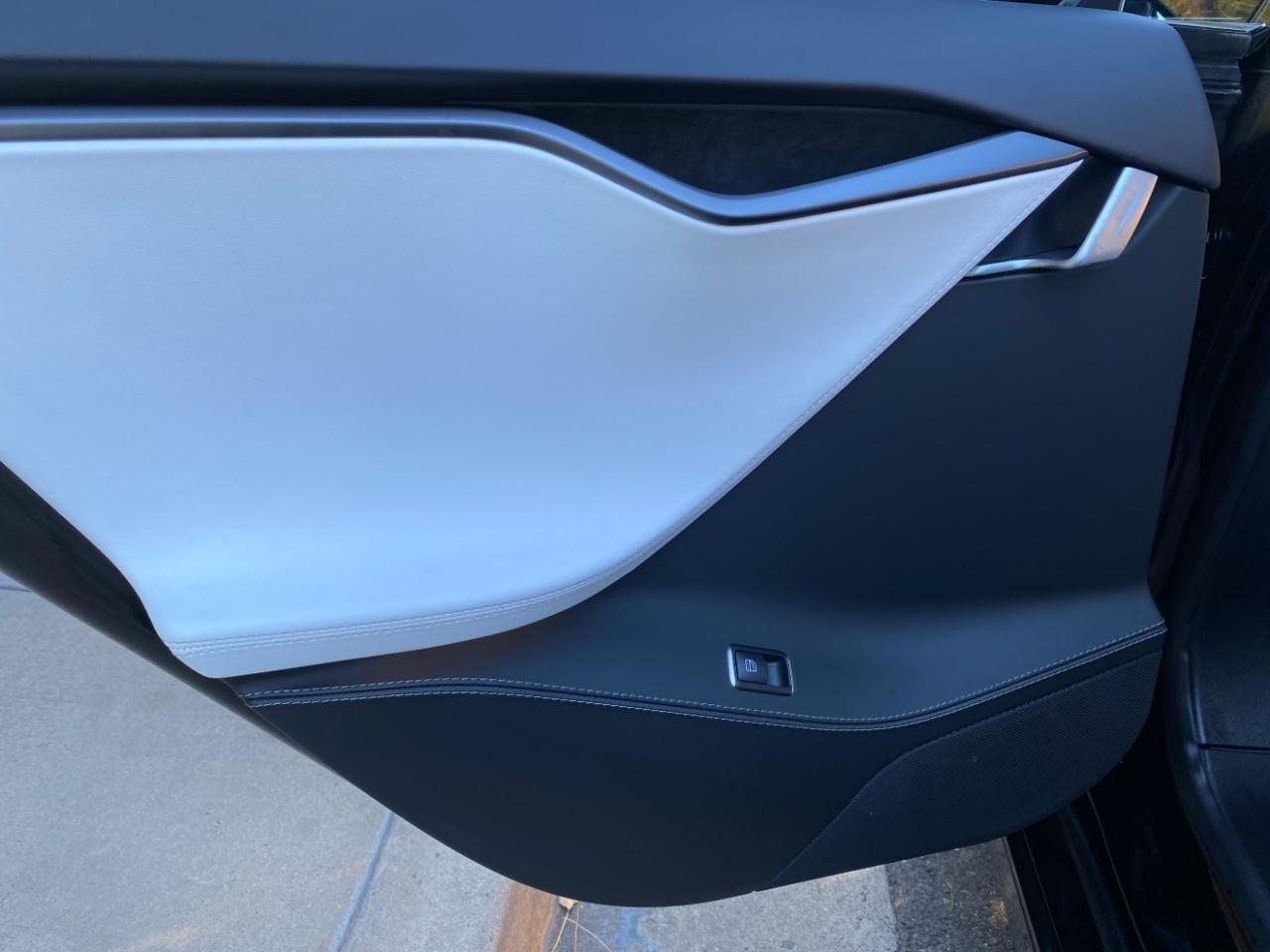Tesla Model S Plaid 2021