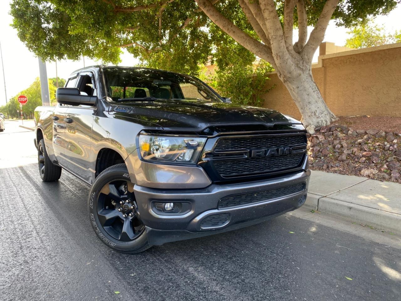 RAM 1500 Tradesman Quad Cab 4WD 2024