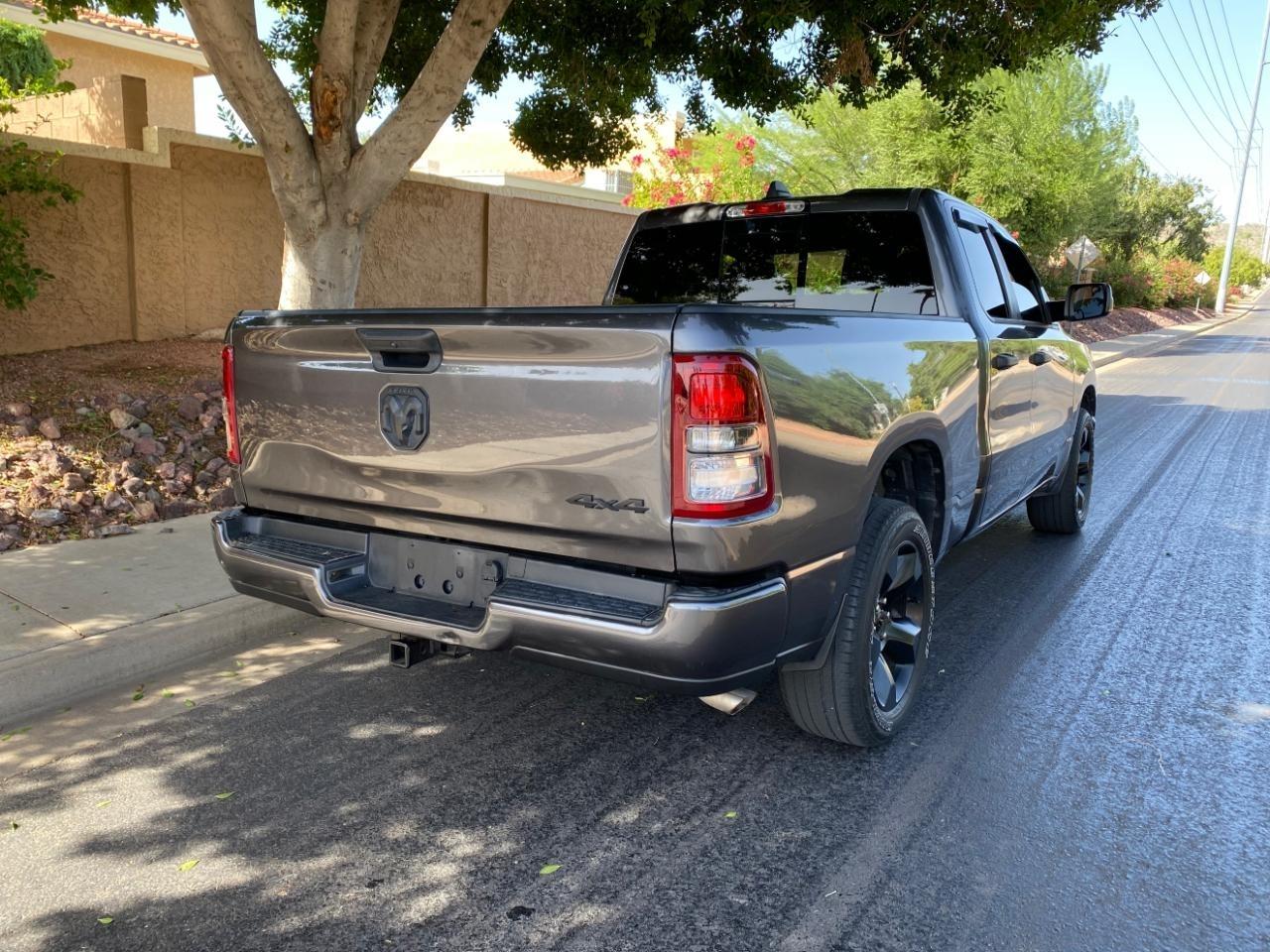 RAM 1500 Tradesman Quad Cab 4WD 2024