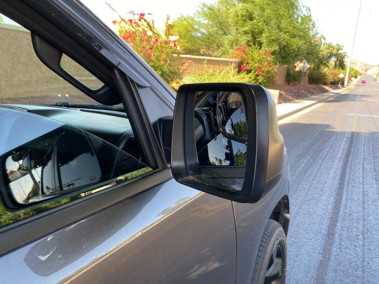 RAM 1500 Tradesman Quad Cab 4WD 2024