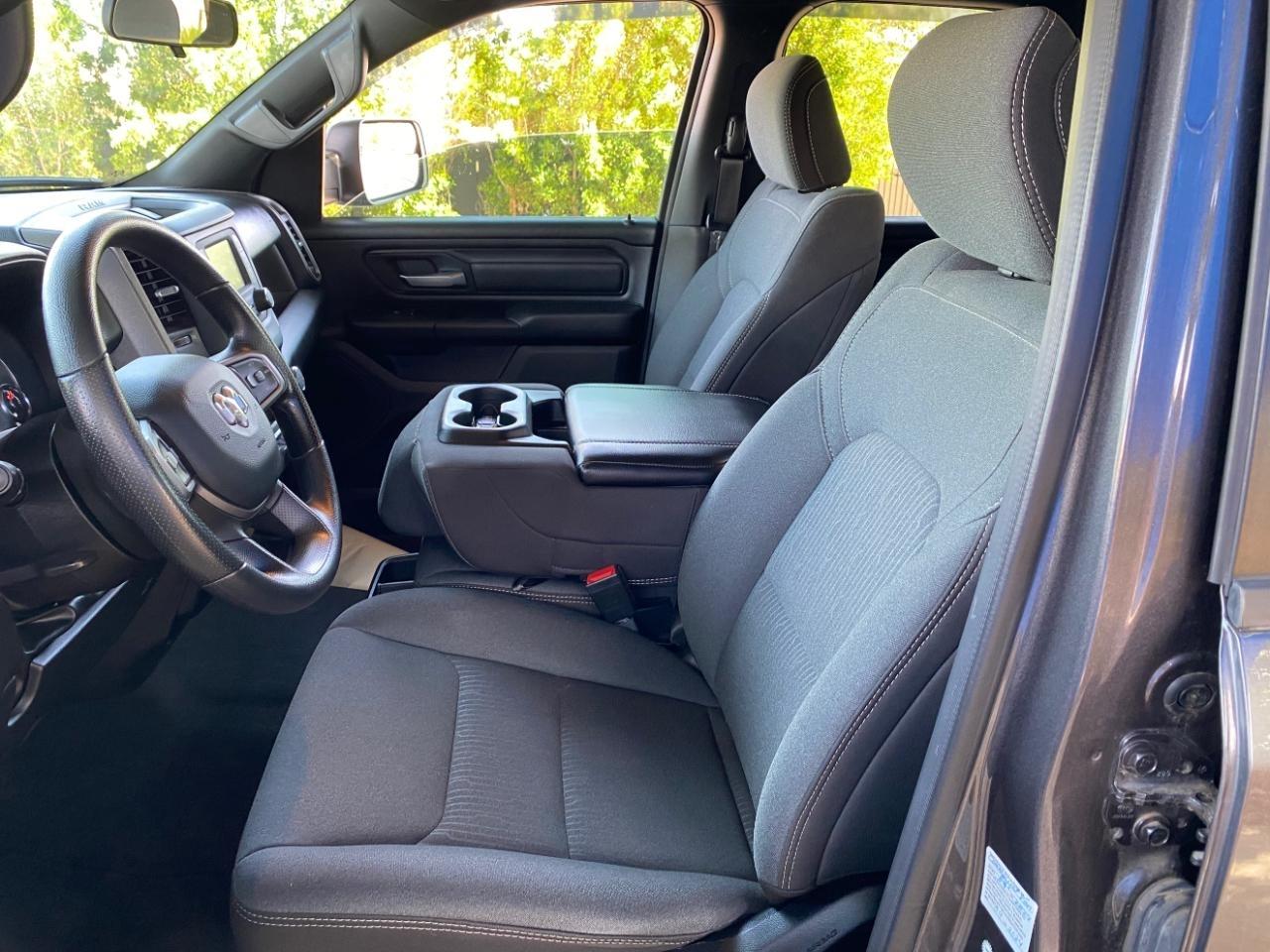 RAM 1500 Tradesman Quad Cab 4WD 2024