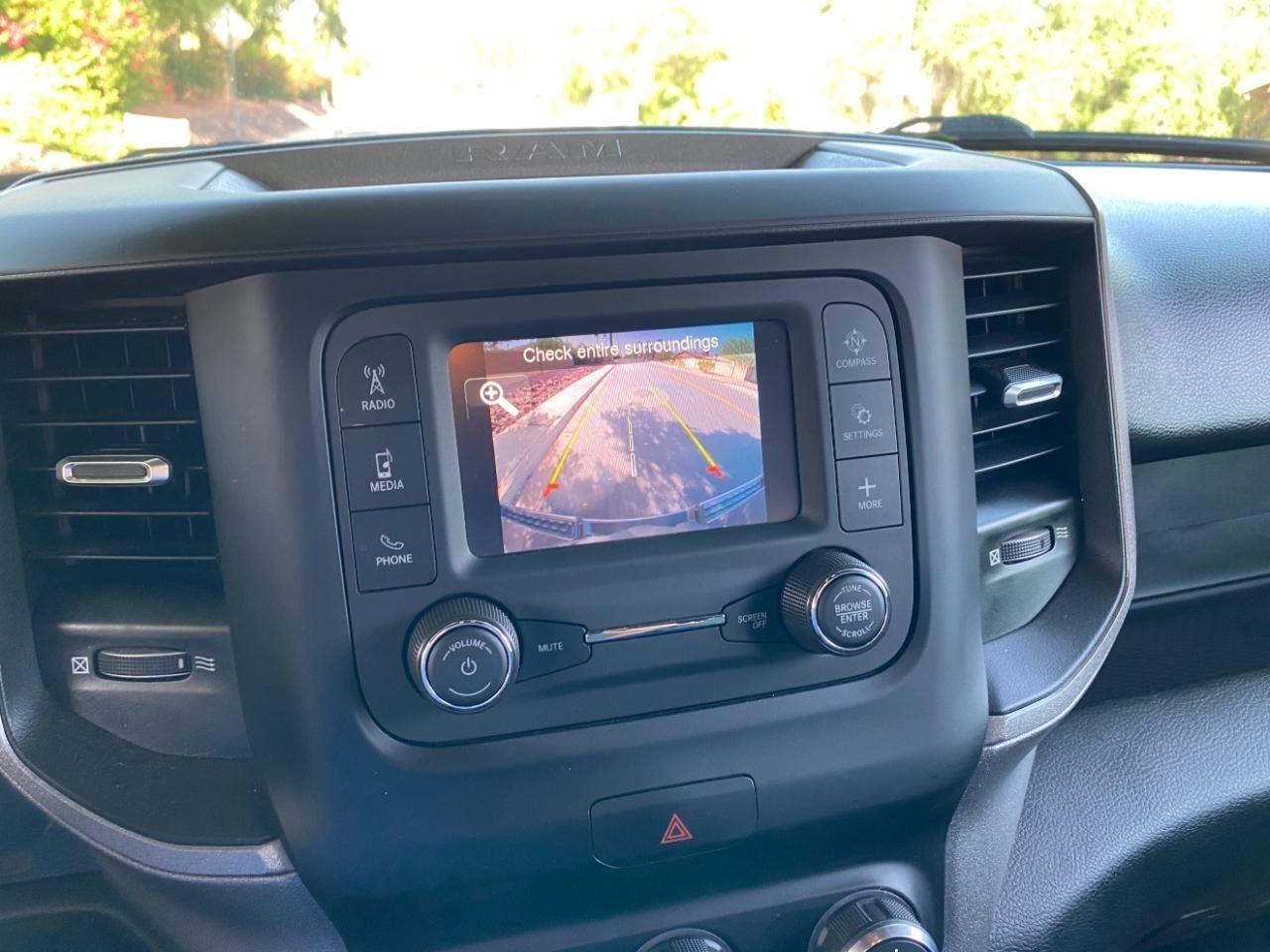 RAM 1500 Tradesman Quad Cab 4WD 2024