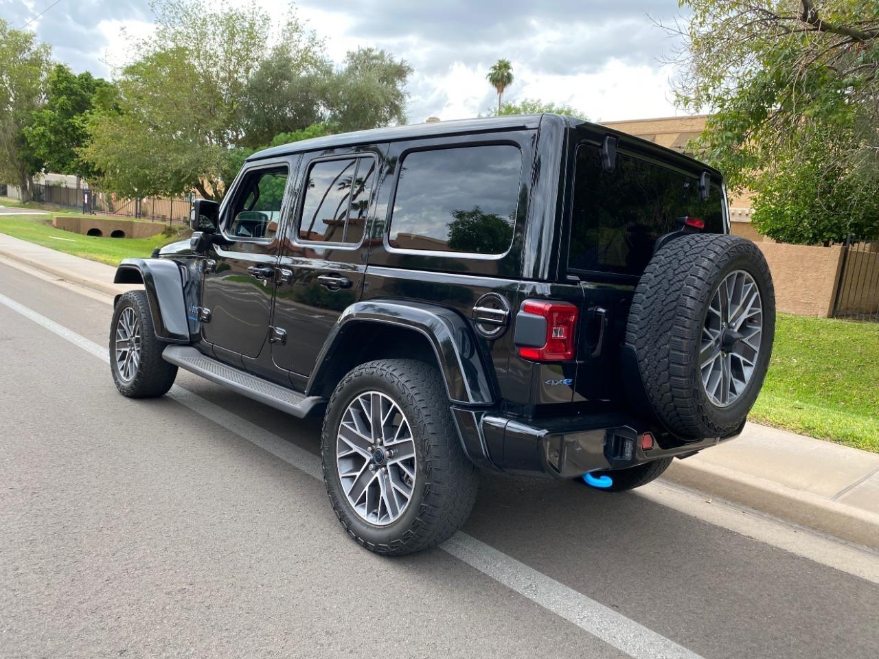 Jeep Wrangler 4xe Sahara 2024