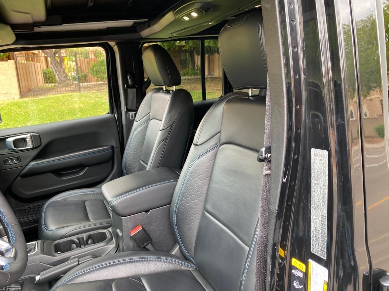 Jeep Wrangler 4xe Sahara 2024
