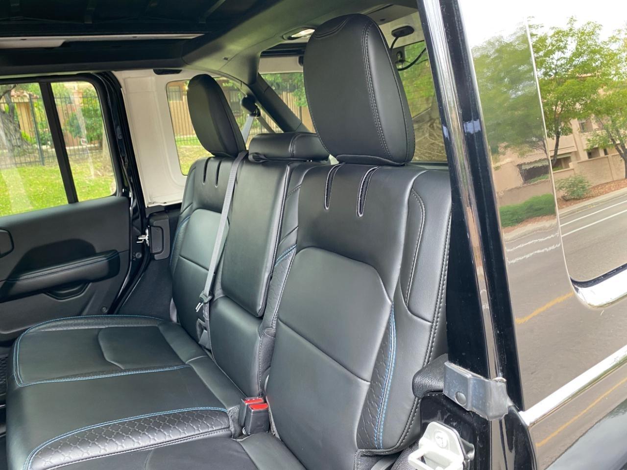 Jeep Wrangler 4xe Sahara 2024