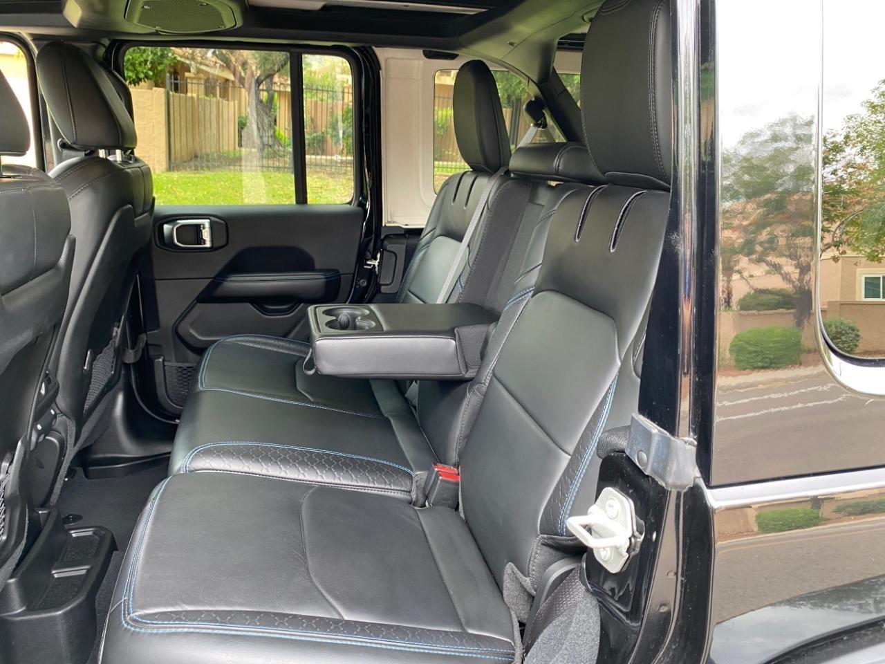 Jeep Wrangler 4xe Sahara 2024