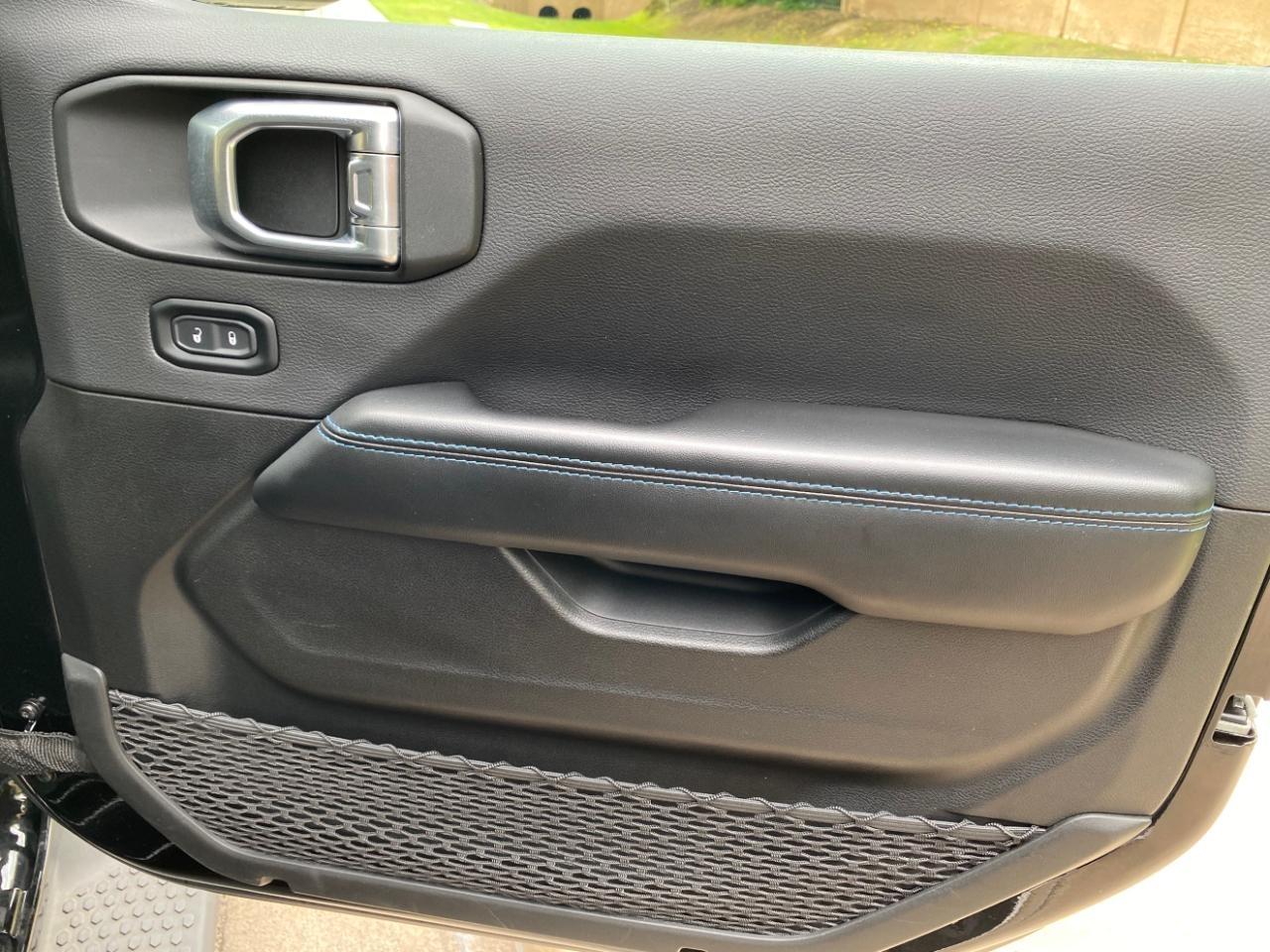 Jeep Wrangler 4xe Sahara 2024