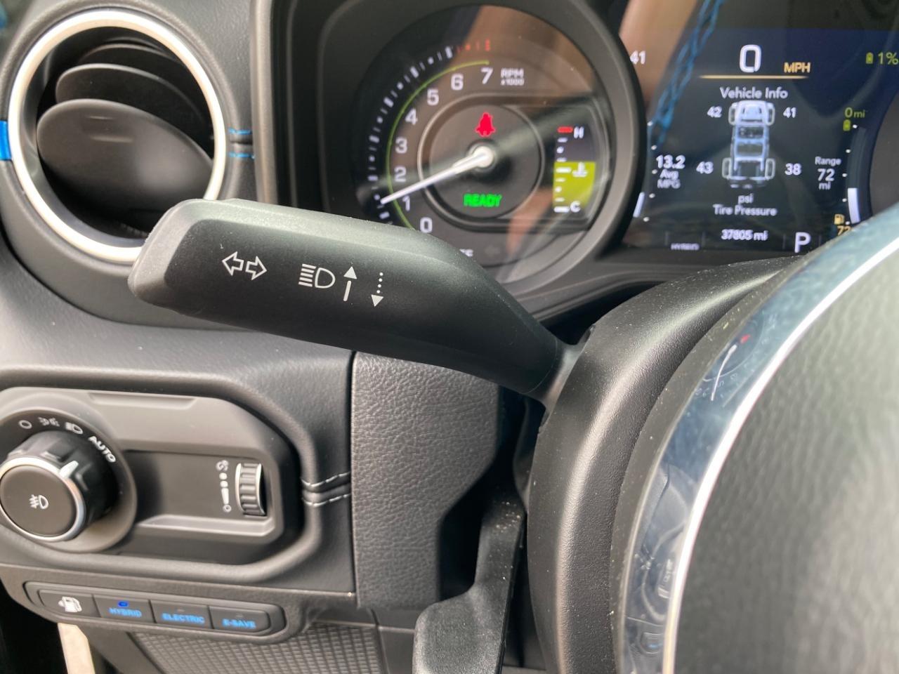 Jeep Wrangler 4xe Sahara 2024