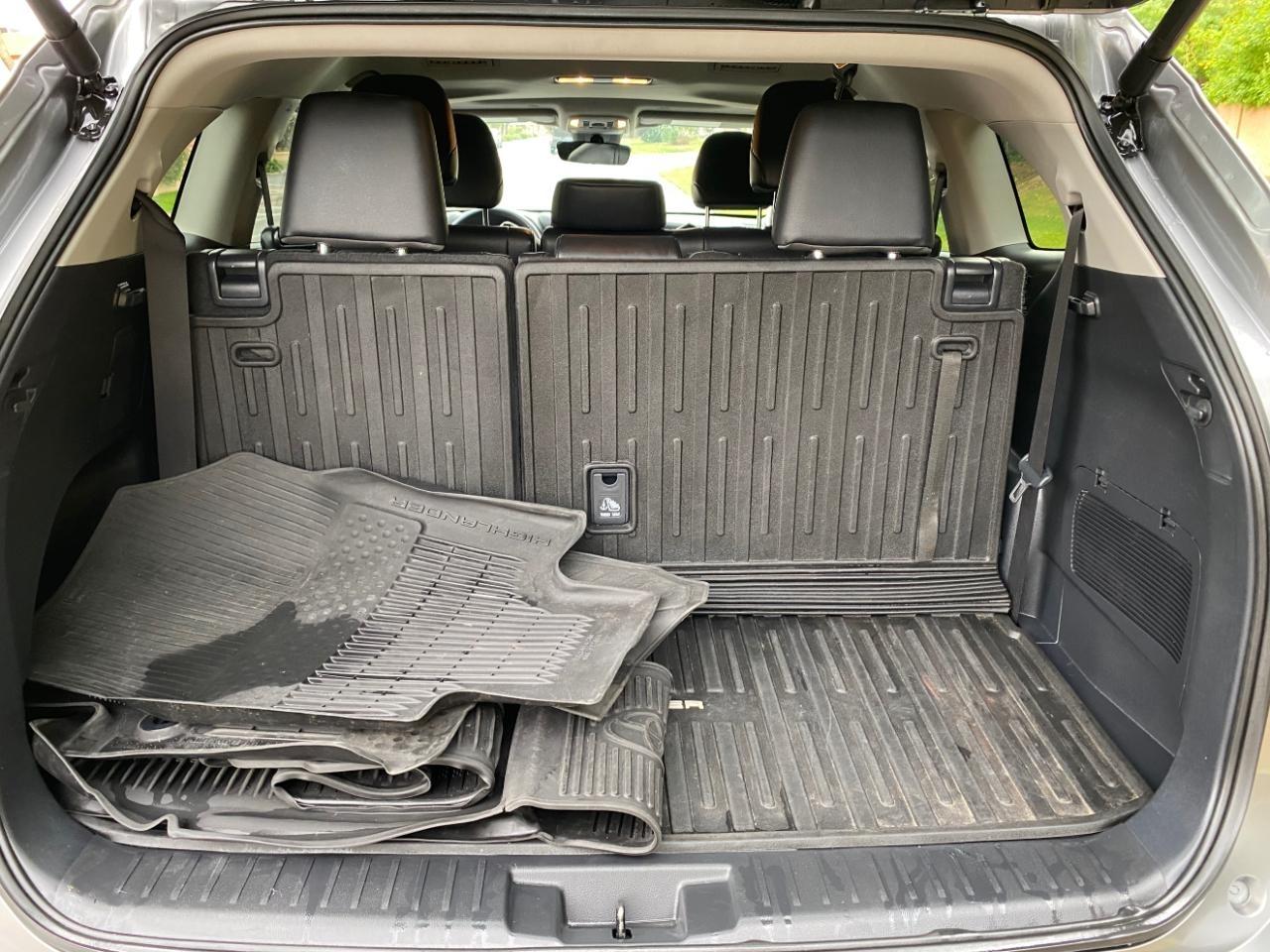 Toyota Highlander XLE 2025