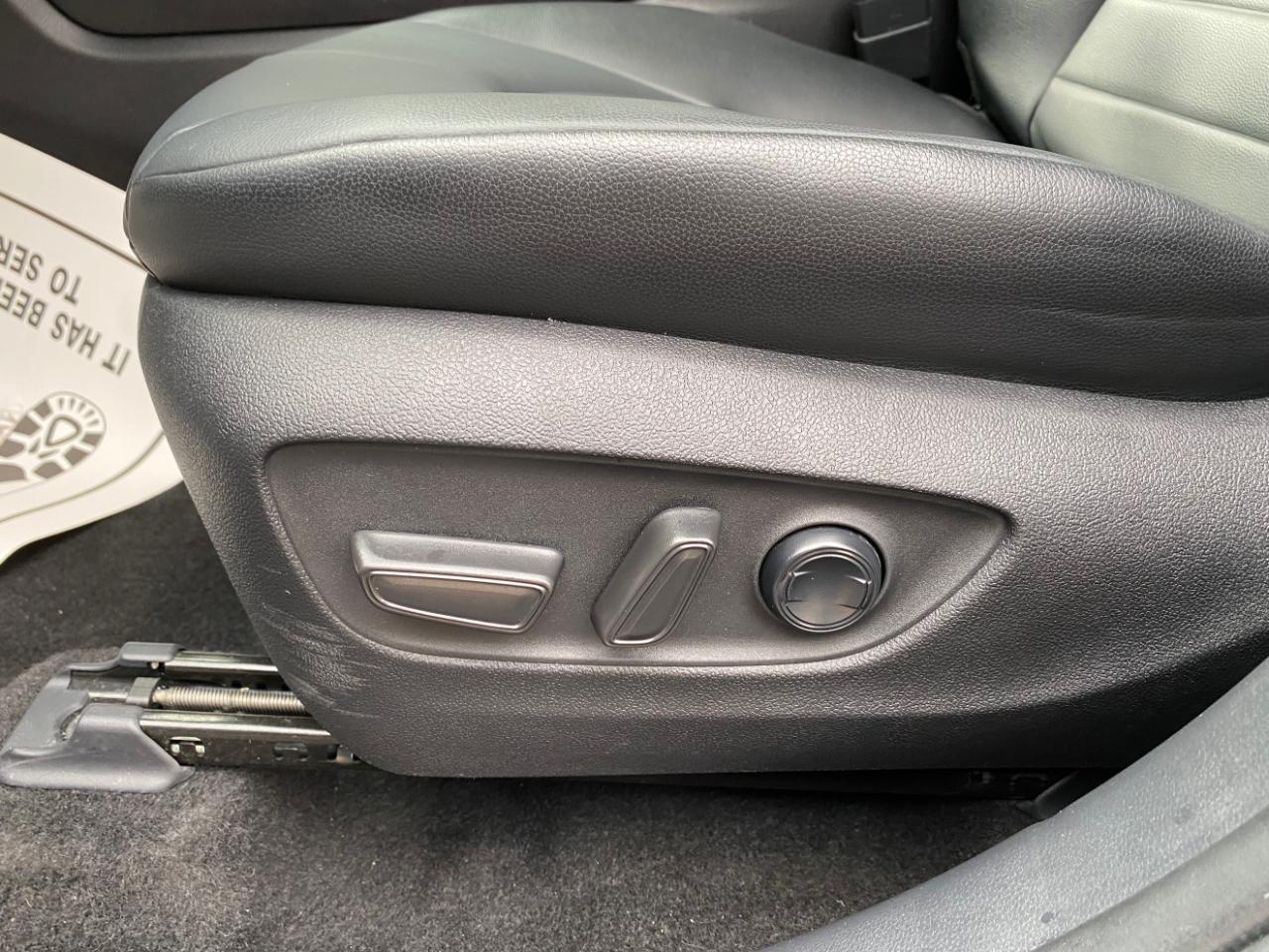 Toyota Highlander XLE 2025
