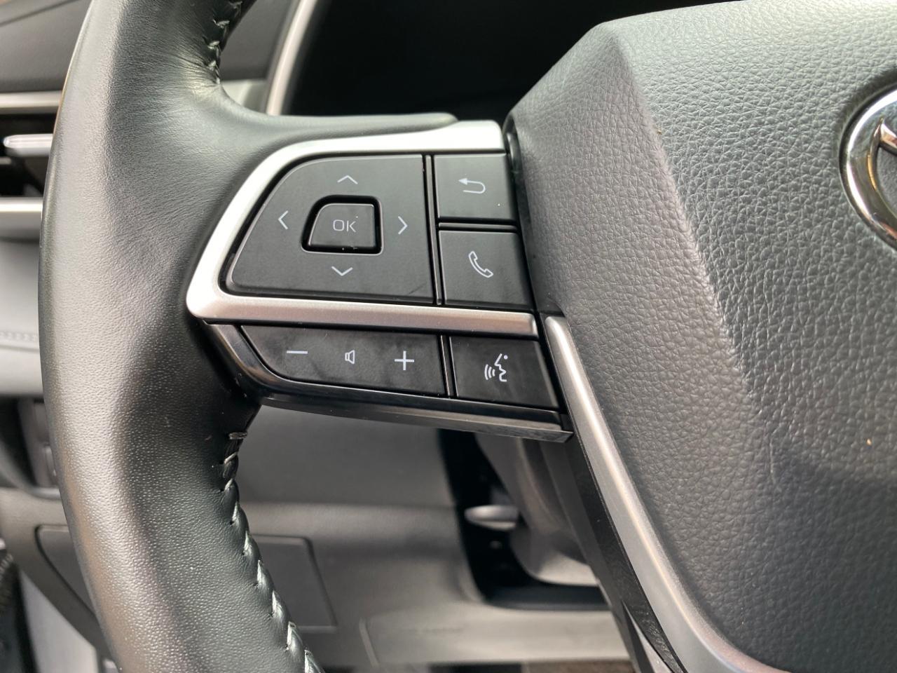 Toyota Highlander XLE 2025
