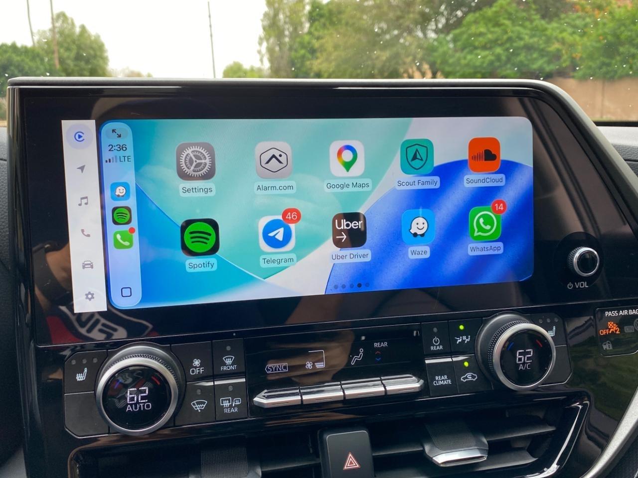 Toyota Highlander XLE 2025