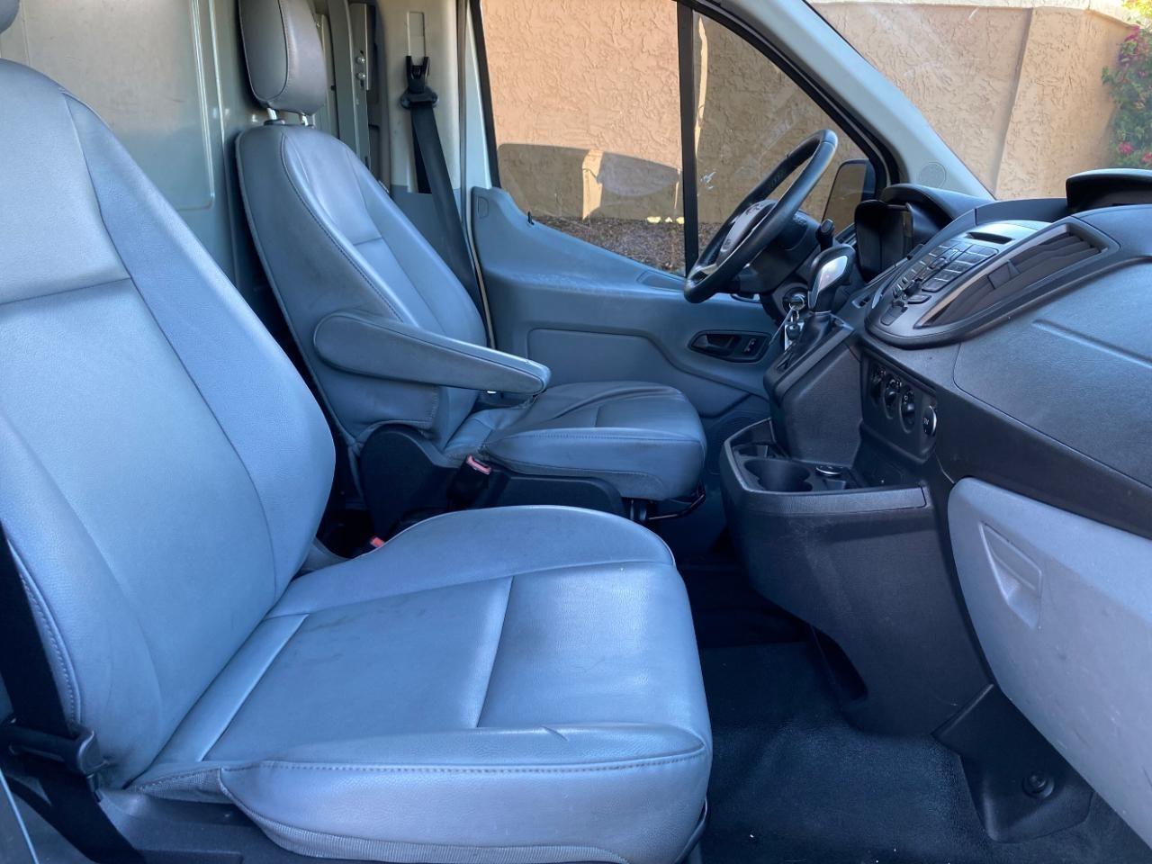 Ford Transit 250 Van Low Roof w/Sliding Pass. 130-in. WB 2016