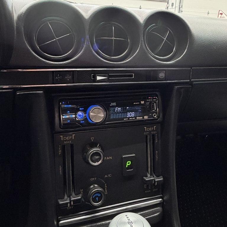 Mercedes-Benz 450-class  1976