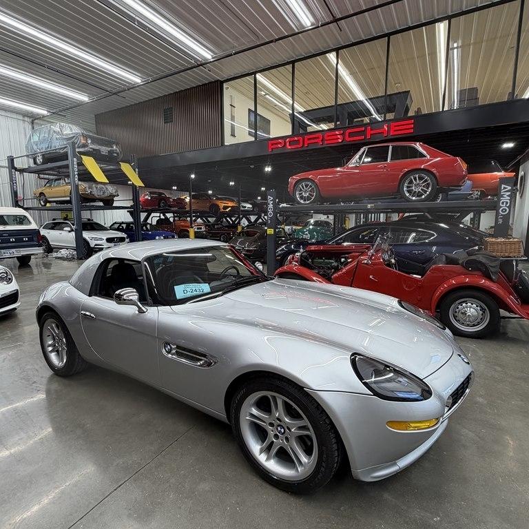 BMW Z8 Z8 2dr Roadster 2001