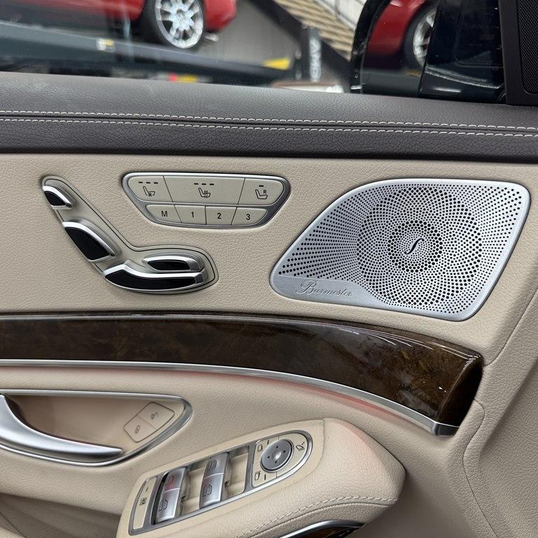 Mercedes-Benz S-Class 4dr Sdn S 550 4MATIC 2015